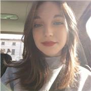 Ciao, sono una ragazza di quasi 19 anni. Offro aiuto per i ragazzi che frequentano le scuole medie